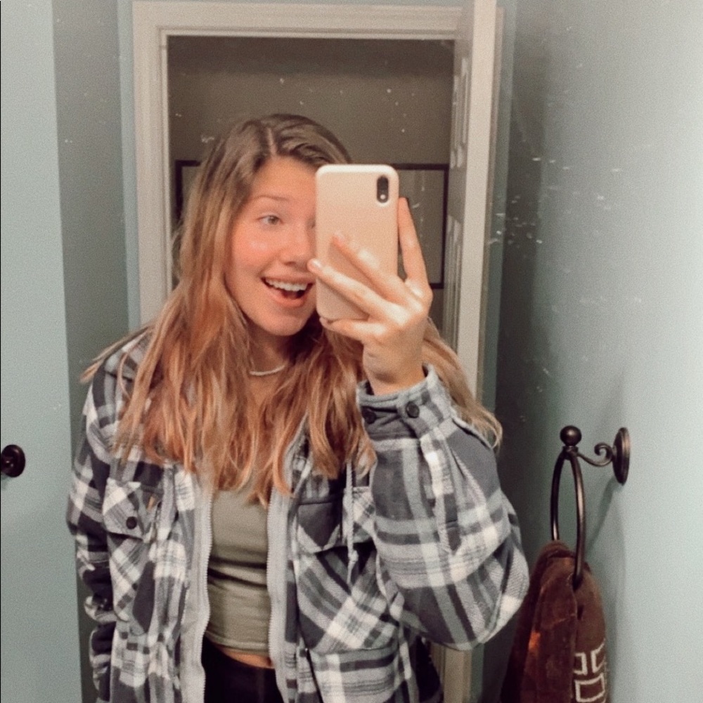 Meet your Posher, Kaylin